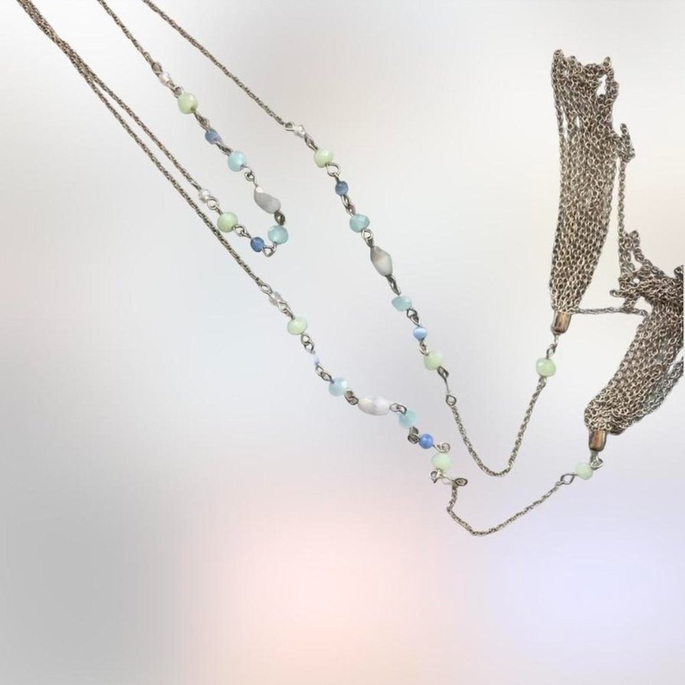 beaded layered necklace with tassels - Picture 3 of 4
